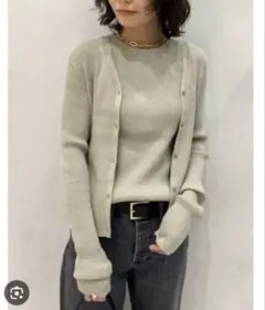 Mila Owen 細リブシェル釦コンパクトニットカーディガン カーキのサムネイル