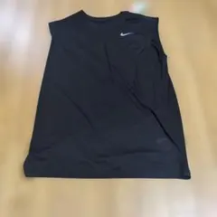 NIKE ノースリーブ　タンクトップ　　ナイキ