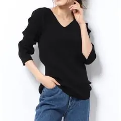 Mila Owen デコルテVネックリブニット （ブラック）