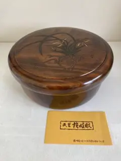 セール（28日まで）鳥取池田家 蒔絵「因州蝶」 薄茶器 棗 - メルカリ