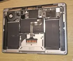 ​【ジャンク品】MacBook Air (2019) 16GB / 512GB