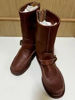 ブラウンレザー ミドルブーツ バックル付きラッセルモカシンスネークブーツゴーキー ブラウンレザー ミドルブーツ バックル付きラッセルモカシン