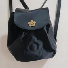 MOSCHINO ハート型キルティング レザー リュック ブラック - メルカリ