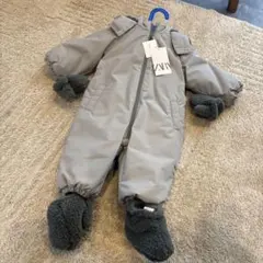 ZARA86新品未使用タグ付きスキー防寒具ジャンプスーツ