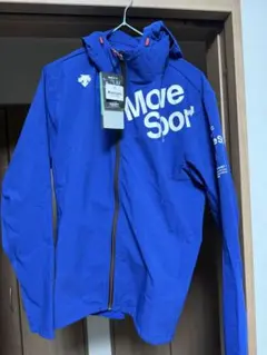 DESCENTE エアリートランスファー フルジップ フーディ DMMPJF14