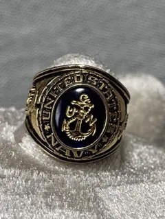 Item thumbnail for item ea94b8d1-3d18-4e0f-96d8-eb14fd424c4f