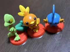 チョコエッグ　ポケモン　旅立ちの3匹　ホウエン（アチャモミズゴロウキモリ）