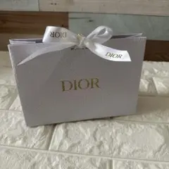 Dior ラッピング ボックス紙