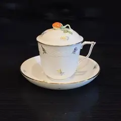 Item thumbnail for item 4528be64-7645-4868-9576-e10129883192