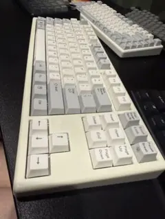 ELECOMキーボード　タイプCケーブル脱着　富士通FKB8744-501OEM ELECOMキーボード タイプCケーブル脱着 富士通FKB8744-501OEM - メルカリ