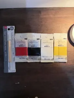 樹脂粘土4色セットと彫刻ツール