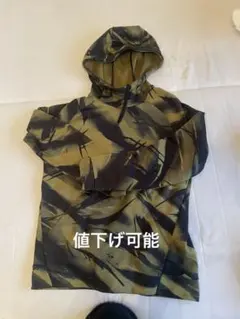 nike テックパーカー　カモ柄