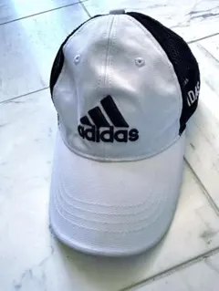 adidas キャップ ホワイト/ネイビー