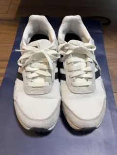 adidas スニーカー ホワイト ブラック