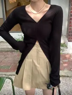 ベージュ プリーツミニスカート