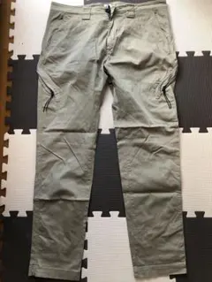C.P. COMPANY パンツのサムネイル