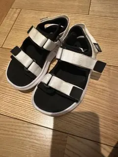New Balance サンダル ホワイト/ブラック 16センチ