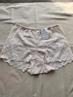 新品ワコールフラワーレースベージュショーツ Mサイズ