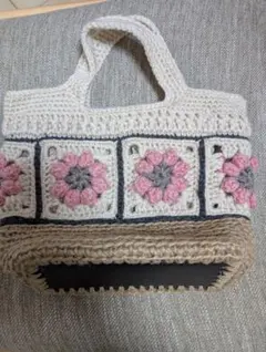 ピンク系かぎ針編みお花モチーフランチトートバッグ