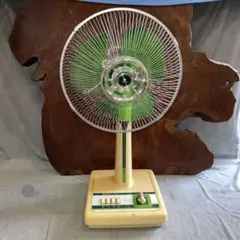 TOSHIBA 昭和レトロ 4枚羽卓上扇風機 動作品 - メルカリ