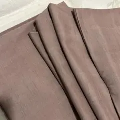 新品未使用！紬　袷　赤みの藤色です。 裄64.5身丈166 背刺繍ひとつ紋素敵！