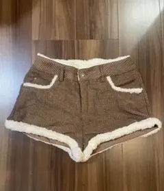 LIZ LISA系　ハートポケットのショートパンツ