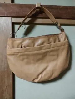 Item thumbnail for item 728a688f-afc2-4fd2-8886-6a9c24aa976e