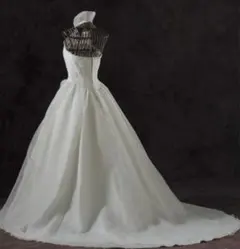 美品！ワタベウエディング　セミオーダーウェディングドレス ホワイト Aライン