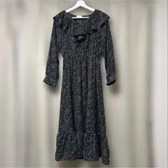 earth music&ecology/小花柄ラッフルワンピース　黒