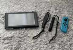 Nintendo Switch 本体 + Joy-Con（青）