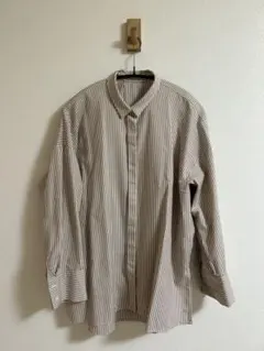 これからの季節に 【collex】ブラウンとホワイトのストライプ長袖シャツ
