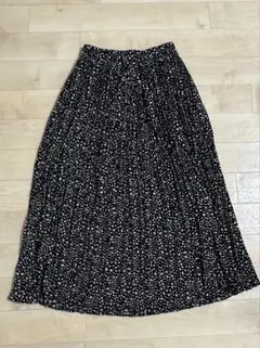黒と白のドット柄プリーツスカート Fサイズ