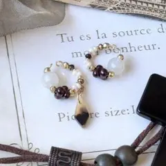 ひし形チャームのイヤーカフ