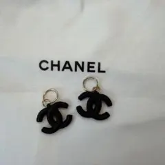 CHANEL チャーム ブラック ココマーク 2個セット