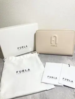 新品未使用 フルラ リタ rita 二つ折り財布 ラウンドジップ レザー