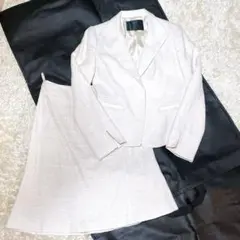 美品 アンタイトル セットアップスーツ　ツイードアイボリー　入園入学 M.L