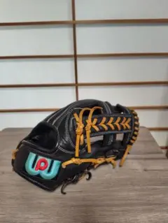 Item thumbnail for item b79526d0-fb7d-4d01-a3b8-cea353f80f33