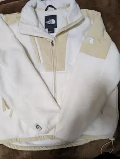 THE NORH FACE ザ・ノース・フェイス　フリース　ホワイト　М　即発送