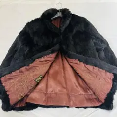 美品 ラビット ファー 本革 極艶 コート 刺繍 黒
