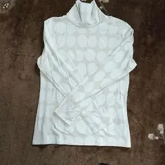 ユニクロ HEATTECH 長袖Tシャツ L クリーム