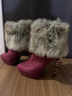 ワインレッドファー付き高ヒールブーツ