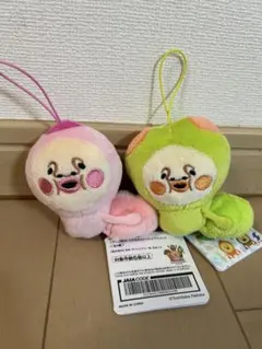 こびとづかん くだものといっしょマスコット カクレモモジリ　スモモノウチ