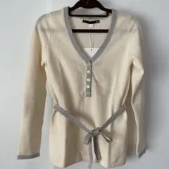 ユニクロ　カシミヤセーター　タグ付き