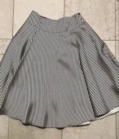 ラルフローレン ブラックレーベルフレアスカート シルク Sサイズのサムネイル