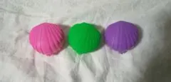 ガチャガチャ？空ケース　シェル型