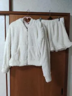 NICE CLAUP ルームウェア　ホワイト　フリーサイズ