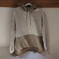 MARVEL ベージュ フード付きパーカー レディースM