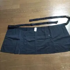 COMME CA ISM ブラックエプロン サイズ03のサムネイル