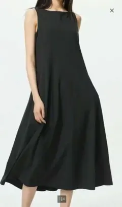 新品【UNIQLO 】ウルトラストレッチノースリーブワンピース XXL ブラック