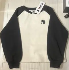 最安値&今日だけバレンタインセール　新品　ニューヨークヤンキース　トレーナー